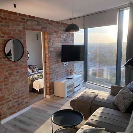 Capital Towers Splendor Apartment Rzeszow Bagian luar foto