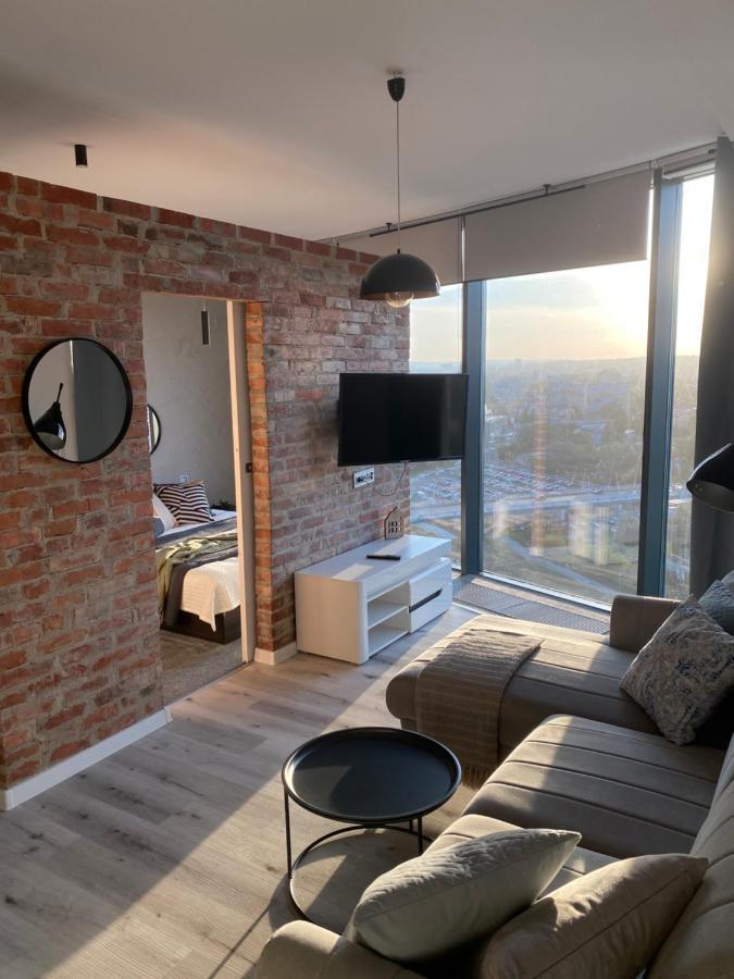 Capital Towers Splendor Apartment Rzeszow Bagian luar foto