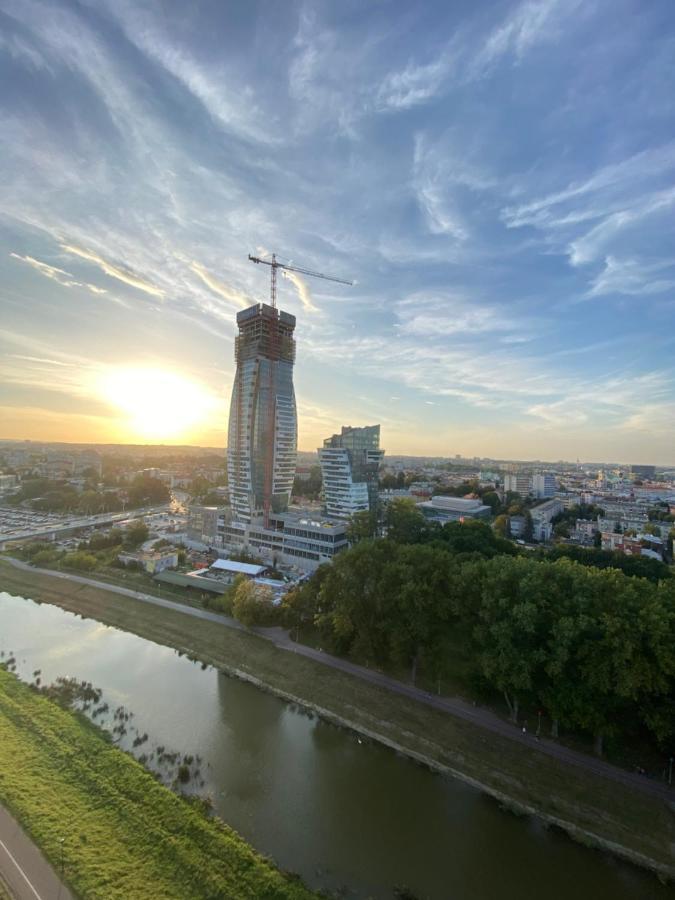 Capital Towers Splendor Apartment Rzeszow Bagian luar foto
