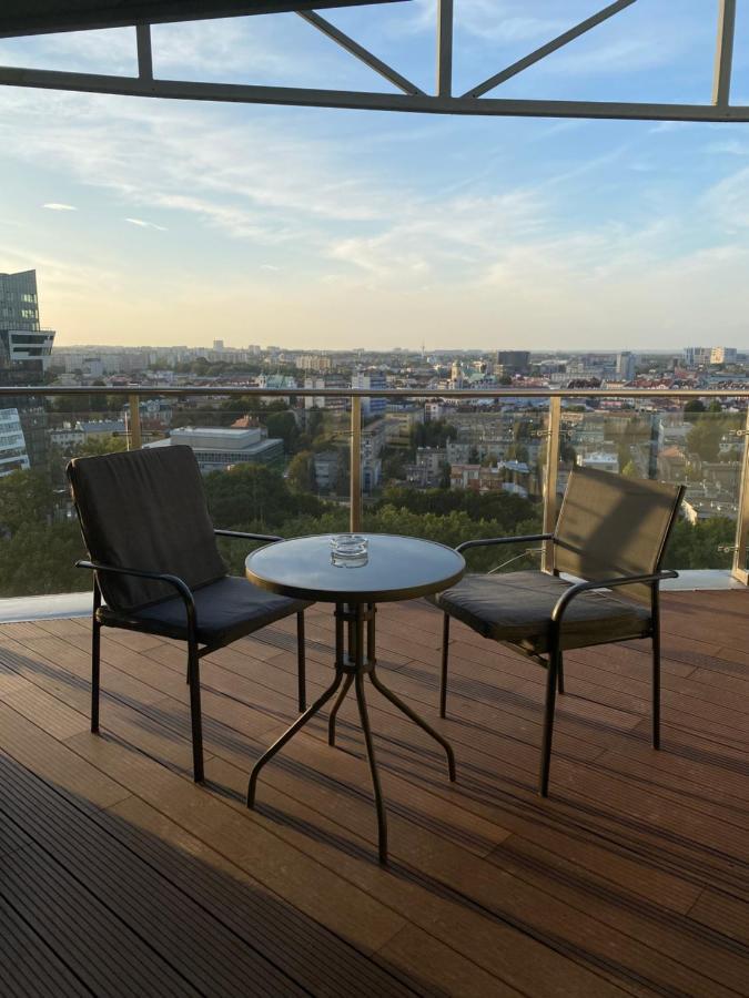 Capital Towers Splendor Apartment Rzeszow Bagian luar foto