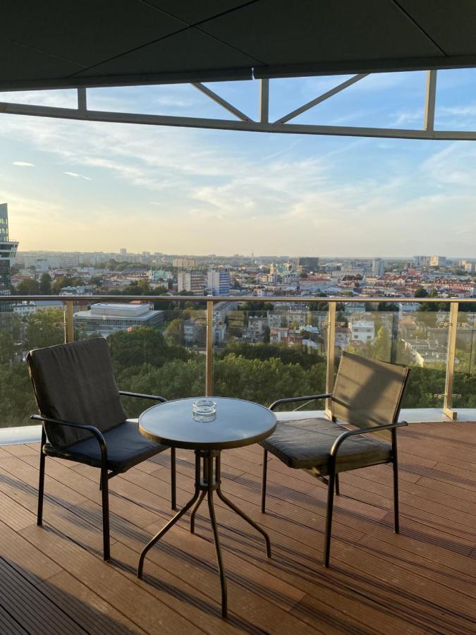 Capital Towers Splendor Apartment Rzeszow Bagian luar foto