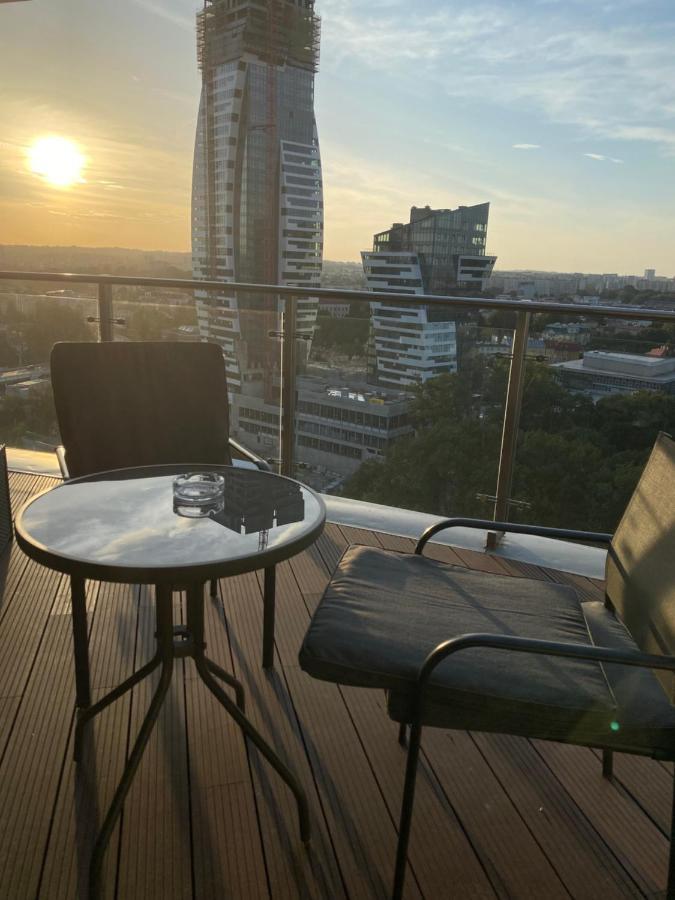 Capital Towers Splendor Apartment Rzeszow Bagian luar foto